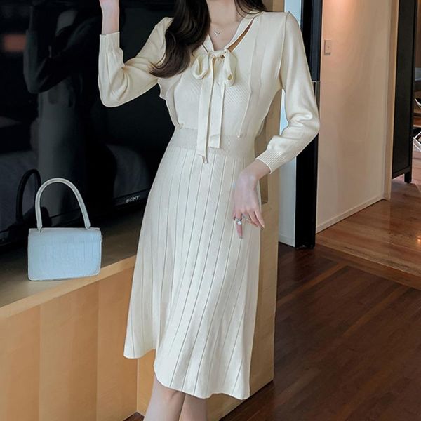 casual dresses french vintage edge bow bandage knitted midi dress autumn 2021 elegant long sleeve party chic clothes vestidos, Black;gray
casual dresses french vintage edge bow bandage knitted midi dress autumn 2021 elegant long sleeve party chic clothes vestidos, Black;gray
