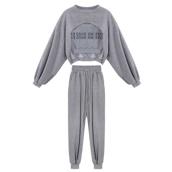 perhaps u white black gray lantern long sleeve letter vest harem calf-length pants motion casual 3 three pieces set t0197 210529
perhaps u white black gray lantern long sleeve letter vest harem calf-length pants motion casual 3 three pieces set t0197 210529