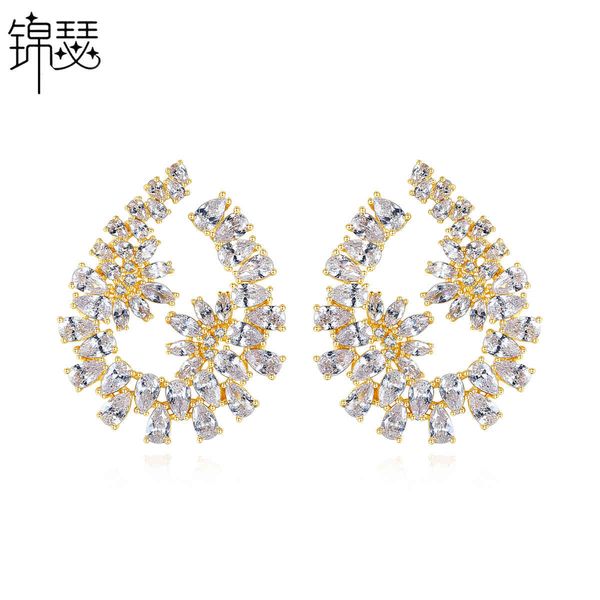 jewelry charm stud creative korean style fashion temperament women's banquet earrings copper inlaid zirconium, Golden
jewelry charm stud creative korean style fashion temperament women's banquet earrings copper inlaid zirconium, Golden