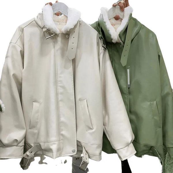 women's leather & faux fashion motorcycle wear pu short jacket women winter 2021 korean loose lamb wool white, Black
women's leather & faux fashion motorcycle wear pu short jacket women winter 2021 korean loose lamb wool white, Black