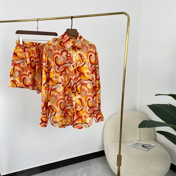 women's tracksuits 2021 summer fashion fire color floral print long sleeve blouse women shorts set silk suit, Gray
women's tracksuits 2021 summer fashion fire color floral print long sleeve blouse women shorts set silk suit, Gray