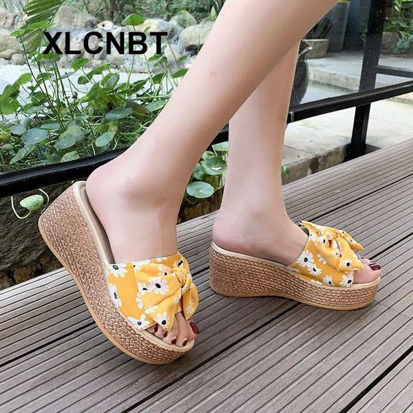 summer sandals women's bowtie slippers high heels flip flops platform beach shoes outdoor fashion cut lady slipper, Black
summer sandals women's bowtie slippers high heels flip flops platform beach shoes outdoor fashion cut lady slipper, Black