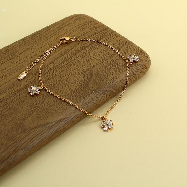 charm bracelets delicate mini flower fashion chain zircon bangle bracelet for women trendy metal jewelry girl beach gift, Golden;silver
charm bracelets delicate mini flower fashion chain zircon bangle bracelet for women trendy metal jewelry girl beach gift, Golden;silver