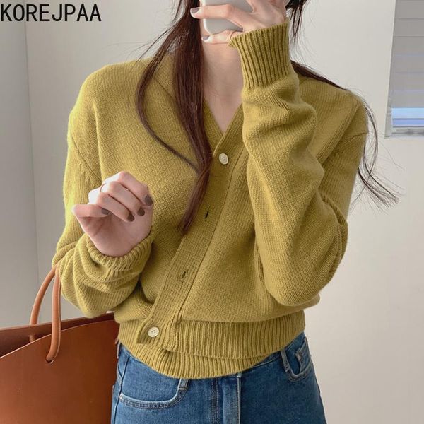 women's jackets korejpaa women sweaters 2021 autumn korea temperament ladies v-neck side single-breasted solid long-sleeved knitted car, Black;brown
women's jackets korejpaa women sweaters 2021 autumn korea temperament ladies v-neck side single-breasted solid long-sleeved knitted car, Black;brown