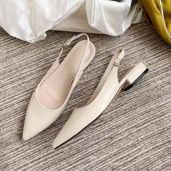 2cm heel sandals summer genuine leather buckle women shoes flip flop fashion ladies big size 34-40, Black
2cm heel sandals summer genuine leather buckle women shoes flip flop fashion ladies big size 34-40, Black