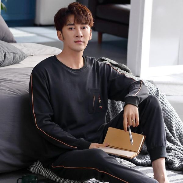 men's sleepwear autumn winter men cotton long sleeved pajamas set casual style black striped patchwork two-piece suit outdoor trousers, Black;brown
men's sleepwear autumn winter men cotton long sleeved pajamas set casual style black striped patchwork two-piece suit outdoor trousers, Black;brown