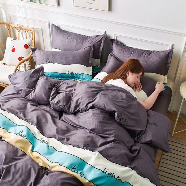 bedding sets european and american style quilt cover fashion set a/b double-sided pattern soft bed sheets pillowcases
bedding sets european and american style quilt cover fashion set a/b double-sided pattern soft bed sheets pillowcases