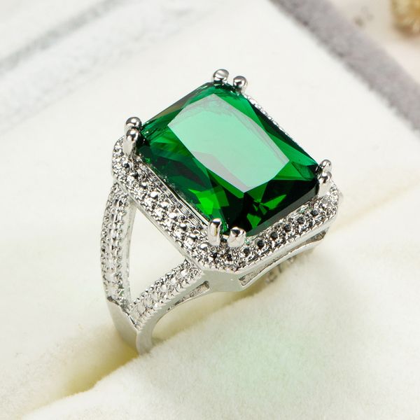 jewelry creative fashion exaggerated square zircon hand women's wedding ring, Slivery;golden
jewelry creative fashion exaggerated square zircon hand women's wedding ring, Slivery;golden