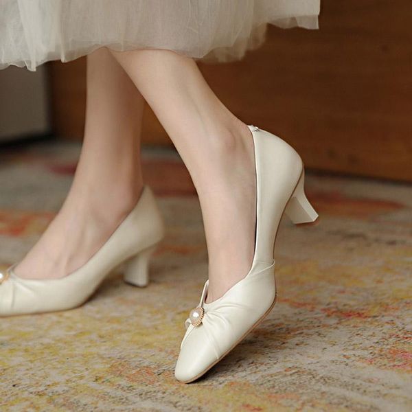 dress shoes big size 34-43 women pumps pointed toe high heels boat pearls wedding bridal ol office lady shoe 9111c, Black
dress shoes big size 34-43 women pumps pointed toe high heels boat pearls wedding bridal ol office lady shoe 9111c, Black