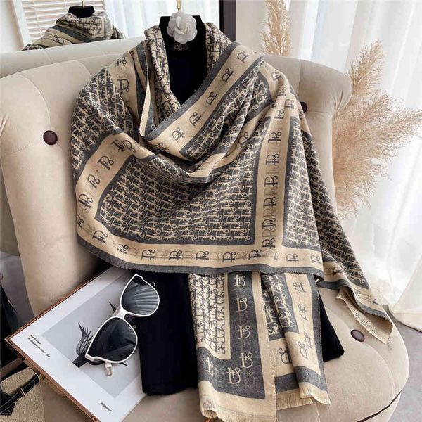 design autumn and winter imitation cashmere 2021 thousand bird lattice korean long shawl scarf warm thickened bib, Blue;gray
design autumn and winter imitation cashmere 2021 thousand bird lattice korean long shawl scarf warm thickened bib, Blue;gray