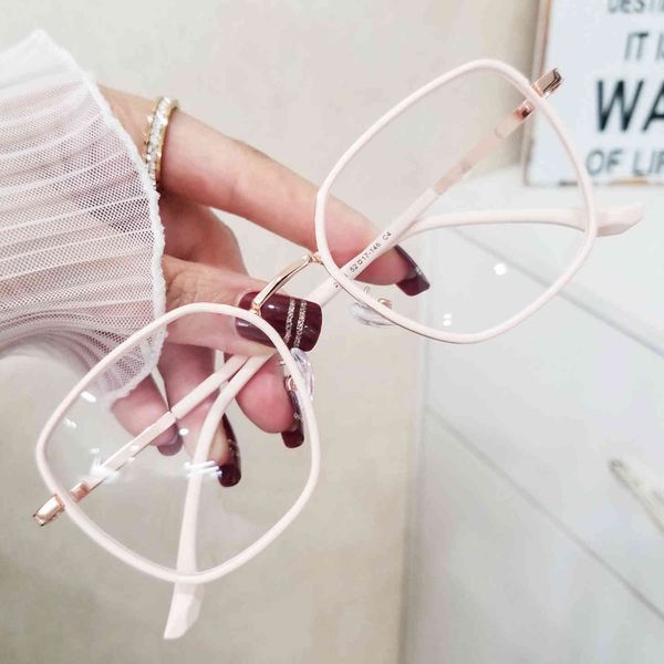 designer sunglasses trendy polygon large anti blue light flat mirror metal mixed eye for men and women with myopia frame, White;black
designer sunglasses trendy polygon large anti blue light flat mirror metal mixed eye for men and women with myopia frame, White;black