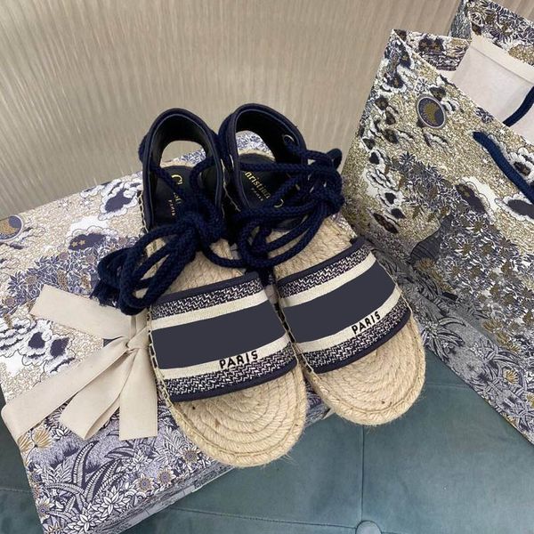 2021 summer sandals women luxurys designers shoe brand shoes designer womens slip pointed toe sandal slingback pumps size 35-42 01, Black
2021 summer sandals women luxurys designers shoe brand shoes designer womens slip pointed toe sandal slingback pumps size 35-42 01, Black