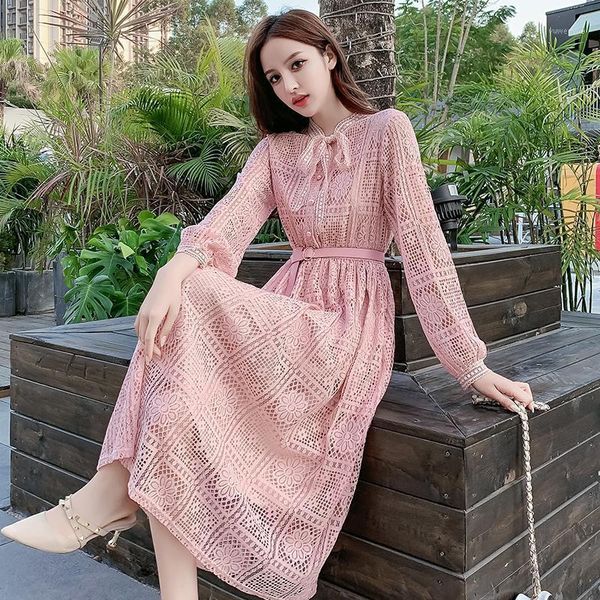casual dresses women elegant office lady hollow lace dresses2021 autumn long-sleeved o-neck slim dress, Black;gray
casual dresses women elegant office lady hollow lace dresses2021 autumn long-sleeved o-neck slim dress, Black;gray