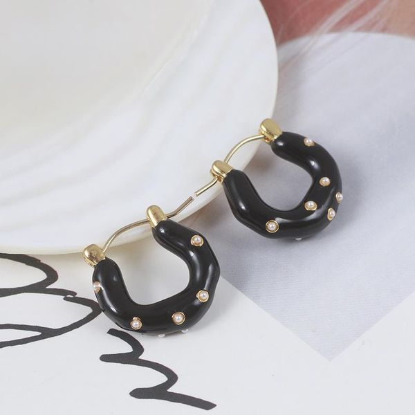 hoop & huggie simple geometric u-shaped enamel colored glaze inlaid pearl earrings, Golden;silver
hoop & huggie simple geometric u-shaped enamel colored glaze inlaid pearl earrings, Golden;silver