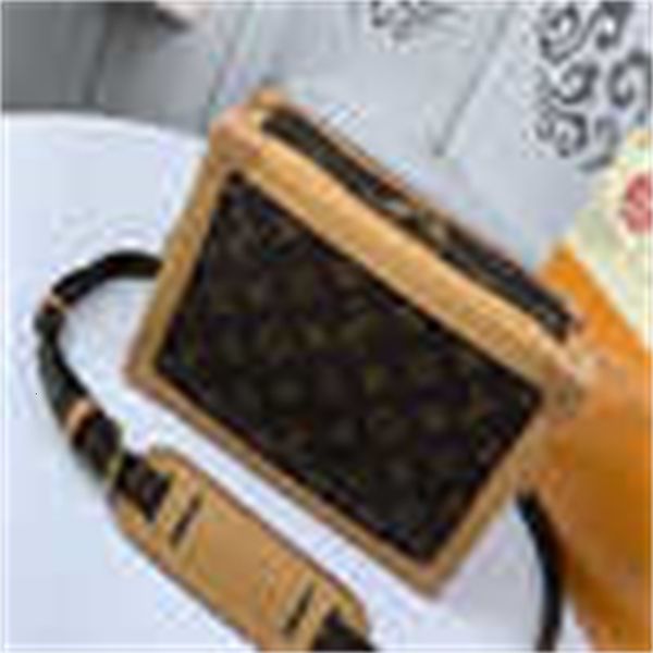 cross brand handles designer iconic luxury bags 44660 bag messenger bag shoulder square totes box body bag clutches handbags evening
cross brand handles designer iconic luxury bags 44660 bag messenger bag shoulder square totes box body bag clutches handbags evening