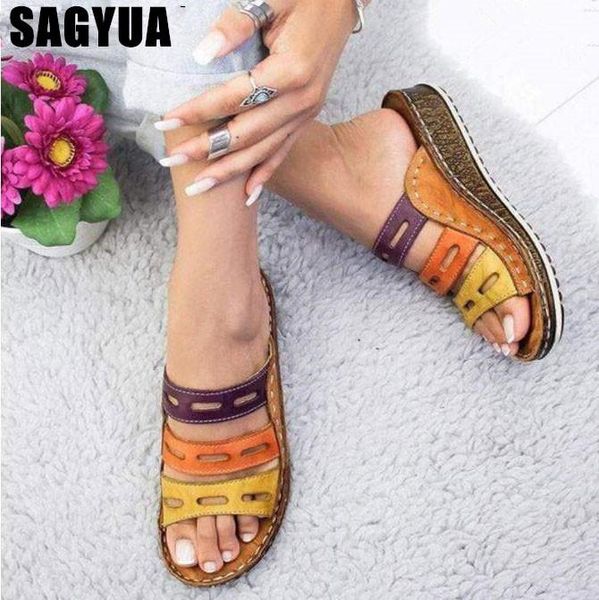 slippers summer women rome retro three-color casual shoes thick bottom wedge open toe sandals beach slip on slides female z288, Black
slippers summer women rome retro three-color casual shoes thick bottom wedge open toe sandals beach slip on slides female z288, Black