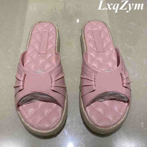 70% off wholesale flip-flops luxury thick bottom women slippers shoes metal decor heel flats handmade real leather sandals mature ladies sli, Black
70% off wholesale flip-flops luxury thick bottom women slippers shoes metal decor heel flats handmade real leather sandals mature ladies sli, Black