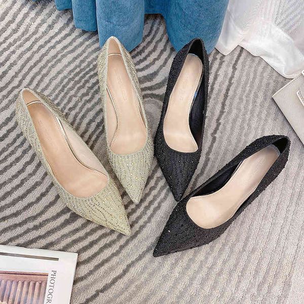 9506-1 pointed rhinestone shallow mouth spring etiquette celebrity banquet single shoes high heels women, Black
9506-1 pointed rhinestone shallow mouth spring etiquette celebrity banquet single shoes high heels women, Black