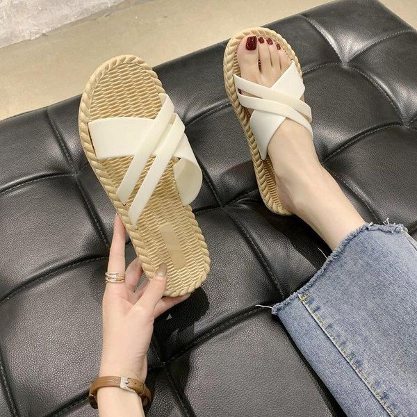 shoes woman 2021 female slippers luxury slides low lady designer beach girl flat fretwork rubber fashion pu autumn sh, Black
shoes woman 2021 female slippers luxury slides low lady designer beach girl flat fretwork rubber fashion pu autumn sh, Black