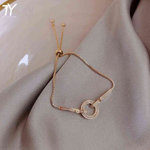 2020 new classic bracelet korean women's jewelry fashion party expression gift student, Golden;silver
2020 new classic bracelet korean women's jewelry fashion party expression gift student, Golden;silver