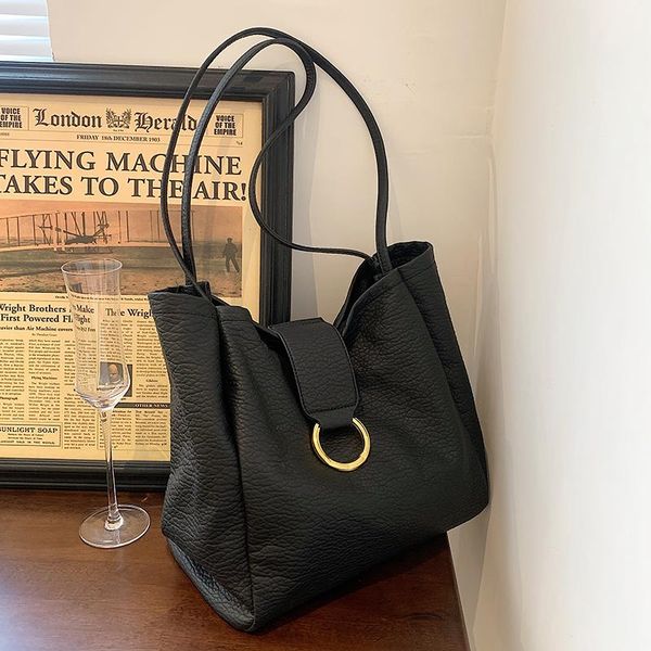 evening bags designer retro women's shoulder bag luxury handbag pu soft skin tote large capacity son and mother shopping female purse
evening bags designer retro women's shoulder bag luxury handbag pu soft skin tote large capacity son and mother shopping female purse