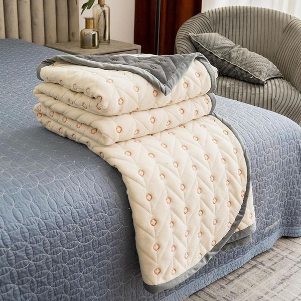 blankets light luxury double-sided milk velvet embroidery three-layer cotton sandwiched multifunctional blanket bed cover bedshe
blankets light luxury double-sided milk velvet embroidery three-layer cotton sandwiched multifunctional blanket bed cover bedshe