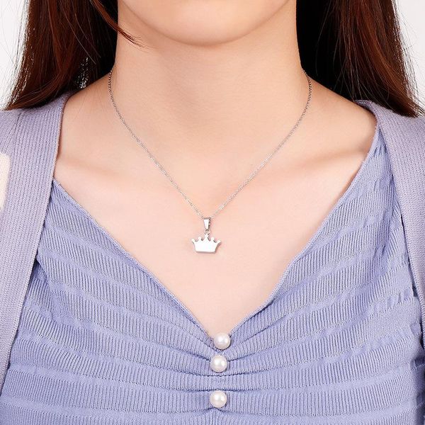 chains stainless steel necklace for women man lover's cartoon crown gold and silver color pendant engagement jewelry
chains stainless steel necklace for women man lover's cartoon crown gold and silver color pendant engagement jewelry