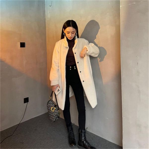 women's fur & faux casual style warm oversized outwear winter women thick coat 2021 fashion female overcoat design high quality, Black
women's fur & faux casual style warm oversized outwear winter women thick coat 2021 fashion female overcoat design high quality, Black
