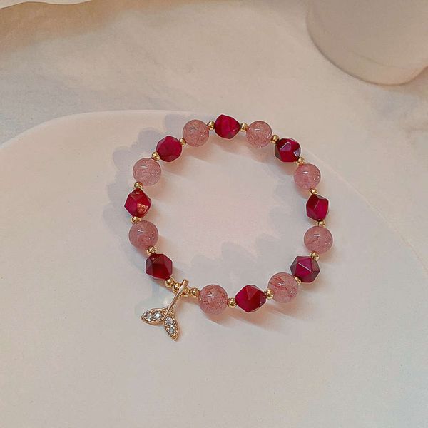 strawberry crystal little fresh girl's friend fishtail bracelet, Black 
strawberry crystal little fresh girl's friend fishtail bracelet, Black