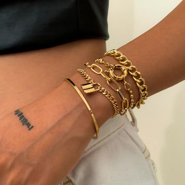link, chain 5 stks/set bohemian punk cubaanse keten armbanden set voor vrouwen lock snake link charm paar mode pols, Black
link, chain 5 stks/set bohemian punk cubaanse keten armbanden set voor vrouwen lock snake link charm paar mode pols, Black