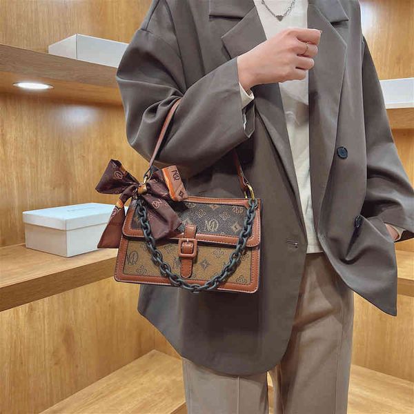 luxury designer messenger bag handbag large capacity old flower feeling portable armpit
luxury designer messenger bag handbag large capacity old flower feeling portable armpit