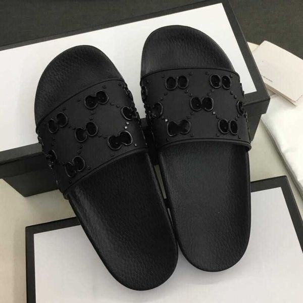 2021 designer woman g slippers men slipper gear bottoms flip flops women luxury sandals fashion causal shoes size 35-46 us 12, Black
2021 designer woman g slippers men slipper gear bottoms flip flops women luxury sandals fashion causal shoes size 35-46 us 12, Black