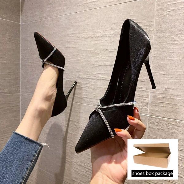 dress shoes high heels pointed toe stiletto women spring and autumn 2021 all-match rhinestone satin black french single
dress shoes high heels pointed toe stiletto women spring and autumn 2021 all-match rhinestone satin black french single