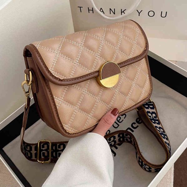 this year's popular women's trendy lingge small square bag, versatile ins single shoulder messenger
this year's popular women's trendy lingge small square bag, versatile ins single shoulder messenger