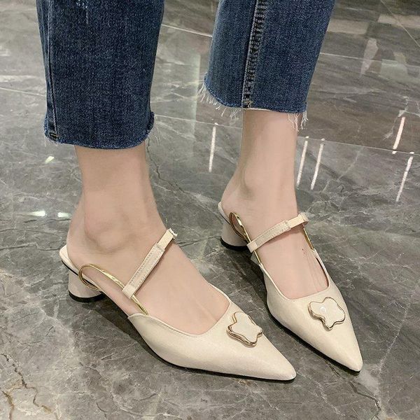 dress shoes sequin low heels women metal decoration slingbacks sweet pointed toe sandals closed heel 2021, Black
dress shoes sequin low heels women metal decoration slingbacks sweet pointed toe sandals closed heel 2021, Black