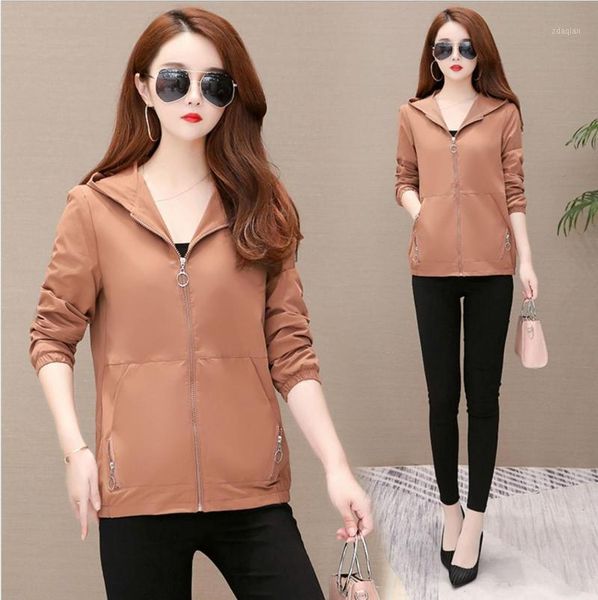 women's trench coats 2021 spring autumn women jacket fashion hooded with 5xl streetwear outwear loose coat female windbreaker cause sm, Tan;black
women's trench coats 2021 spring autumn women jacket fashion hooded with 5xl streetwear outwear loose coat female windbreaker cause sm, Tan;black