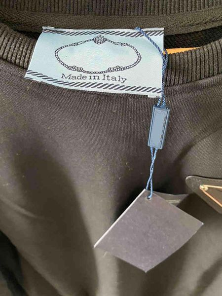 luxury brand hoodie women sweatshirts with triangle letters long sleeves lady tees zippers back adjust fashion style s better t, Black
luxury brand hoodie women sweatshirts with triangle letters long sleeves lady tees zippers back adjust fashion style s better t, Black