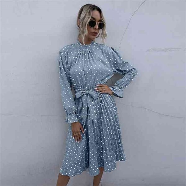 polka dot print dress women casual half turtleneck butterfly sleeve autumn winter slim bandage dress for women 2021 new fashion, Black;gray
polka dot print dress women casual half turtleneck butterfly sleeve autumn winter slim bandage dress for women 2021 new fashion, Black;gray