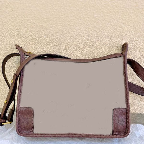 women travel shoulder handbag classic messenger bag super large crossbody bags fashion letter pouch high quality
women travel shoulder handbag classic messenger bag super large crossbody bags fashion letter pouch high quality