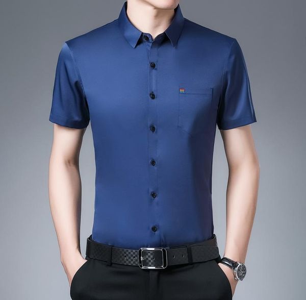 men's casual shirts ice silk short sleeve shirt trend slim summer inch black white solid color leisure, White;black
men's casual shirts ice silk short sleeve shirt trend slim summer inch black white solid color leisure, White;black