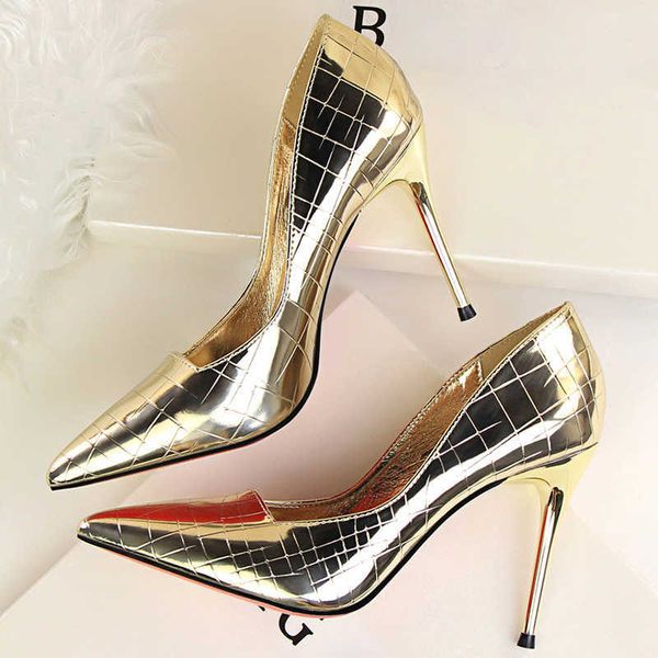 famous brand 2022 plus size women 9.5cm high heels fetish glitter scarpins pumps stiletto wedding bridal valentine prom talons shoes designe, Black
famous brand 2022 plus size women 9.5cm high heels fetish glitter scarpins pumps stiletto wedding bridal valentine prom talons shoes designe, Black