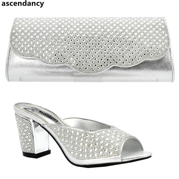 dress shoes italian ladies and bags to match set sliver color women african party pumps bag decorated with stone, Black
dress shoes italian ladies and bags to match set sliver color women african party pumps bag decorated with stone, Black