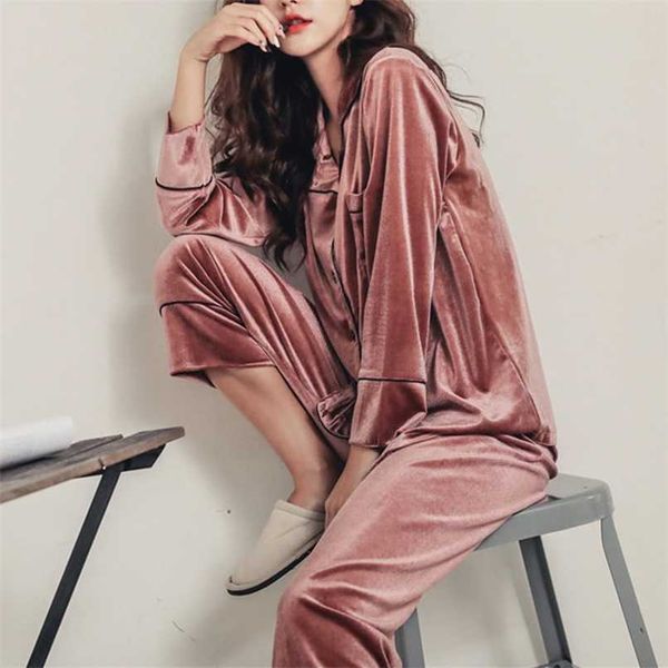 satin velvet winter women pajamas sets plus size 5xl warm homewear pijama pyjamas suit 211112, Black;red
satin velvet winter women pajamas sets plus size 5xl warm homewear pijama pyjamas suit 211112, Black;red