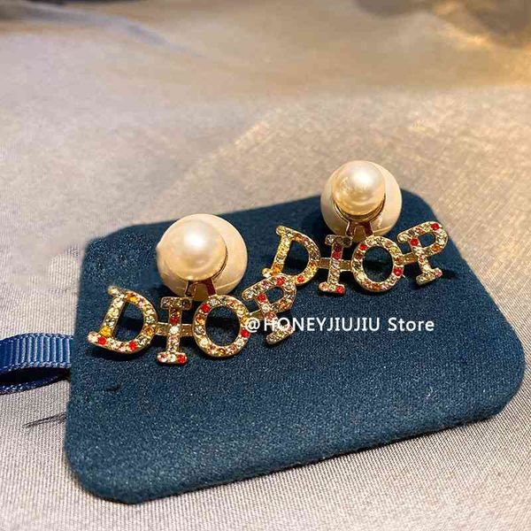 famous brand classic letters color diamond crystal pearl earrings jewelry for women luxury runway designer trendy with box, Red;brown
famous brand classic letters color diamond crystal pearl earrings jewelry for women luxury runway designer trendy with box, Red;brown