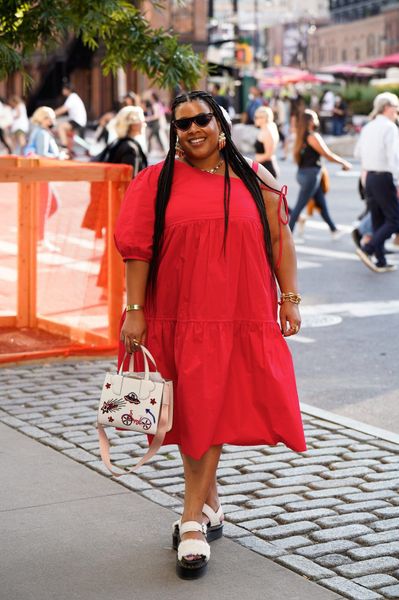 plus size dresses new spring cross-border woman shoulder strap red party dress, Black
plus size dresses new spring cross-border woman shoulder strap red party dress, Black