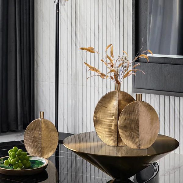 vases luxury metal hammered aluminum flower for home dining table sales center hall aisle soft decoration crafts accessories
vases luxury metal hammered aluminum flower for home dining table sales center hall aisle soft decoration crafts accessories