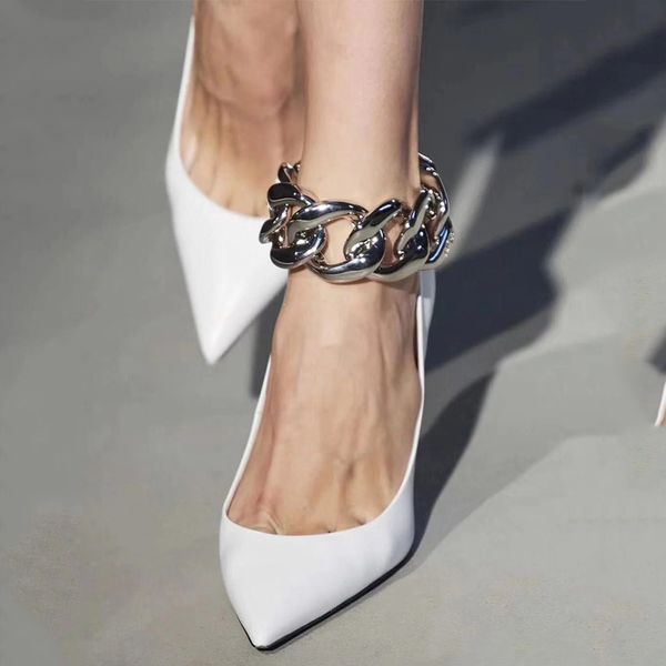 2021 spring women pumps brand high heels female pointed toe ladies chain decoration shoes woman shoes plus big size 40, Black
2021 spring women pumps brand high heels female pointed toe ladies chain decoration shoes woman shoes plus big size 40, Black