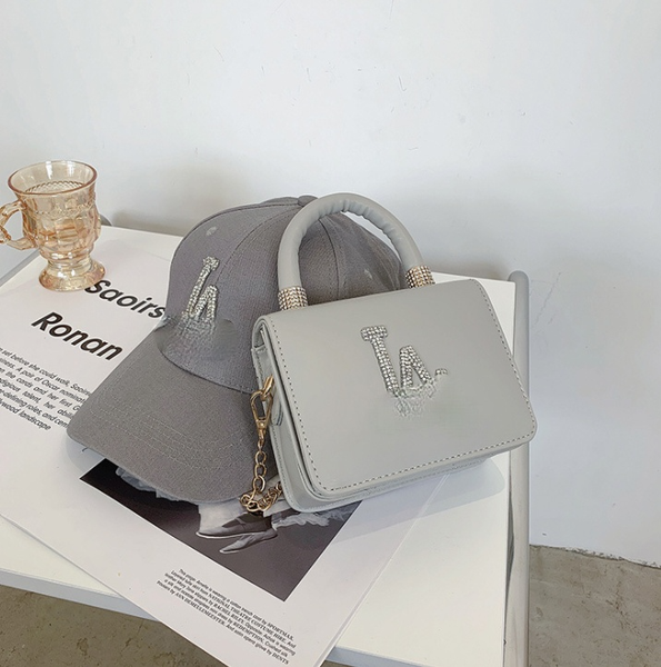 fashion printed evening bags cap spring summer handbag with western-style texture chain small square package
fashion printed evening bags cap spring summer handbag with western-style texture chain small square package