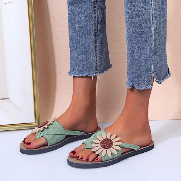 slippers women's slipper platform sole casual fashion suede flower flip toe flat outdoor slides beach small fresh ladies design shoes 4, Black
slippers women's slipper platform sole casual fashion suede flower flip toe flat outdoor slides beach small fresh ladies design shoes 4, Black