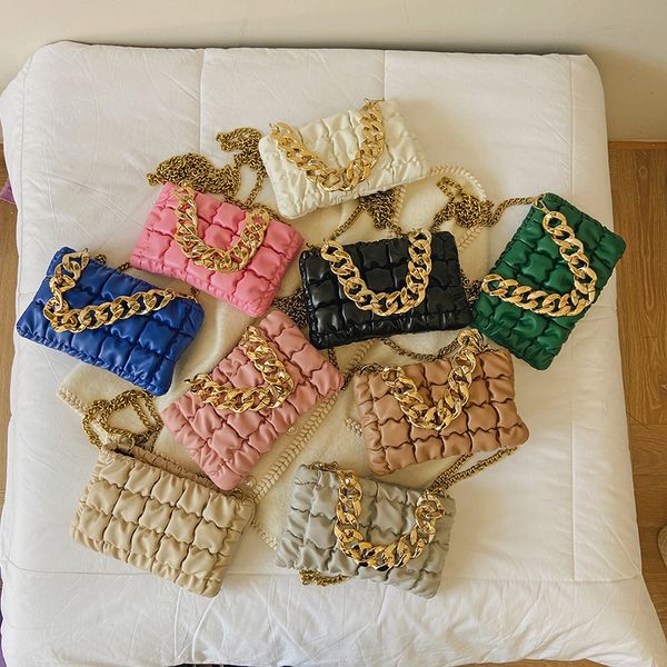evening bags autumn/winter female niche design cross-body versatile pleated shoulder bag
evening bags autumn/winter female niche design cross-body versatile pleated shoulder bag